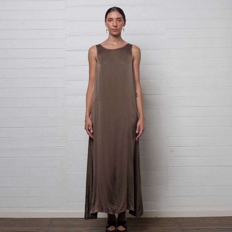 KNOT DRESS HAZELNUT